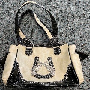 Cross guns purse New with tags